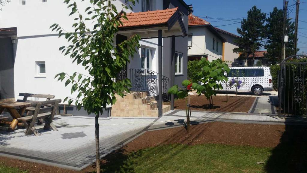 Garden Apartment